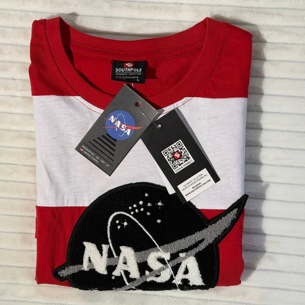 Southpole NASA Striped T-Shirt Mens Large Red White Chenille Patch Graphic Tee